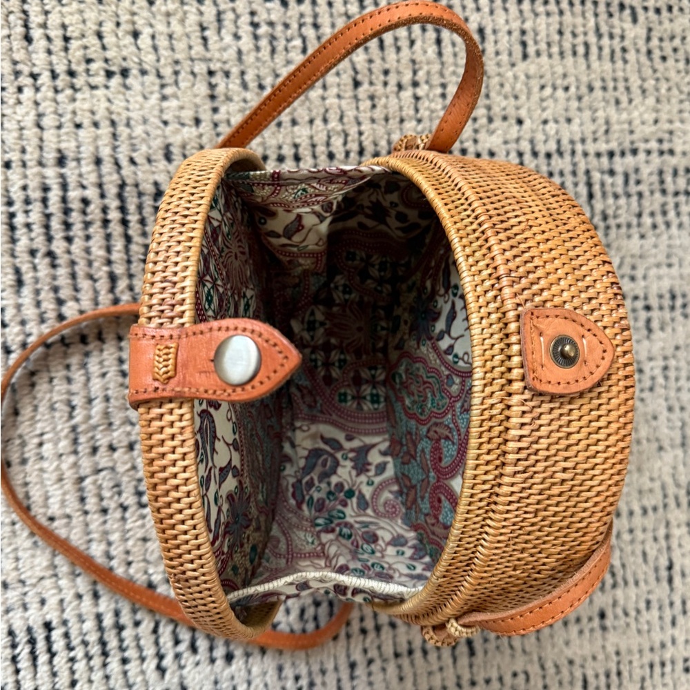 Woven Round Crossbody Bag in Tan - Picture 4 of 4